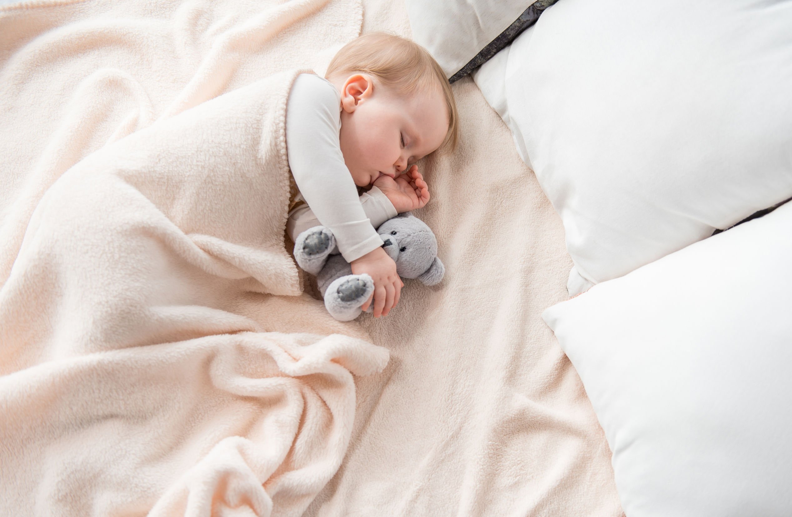 De 3 à 6 mois : Bébé s'éveille au monde ! - Dossiers parents conseils - La  Grande Récré