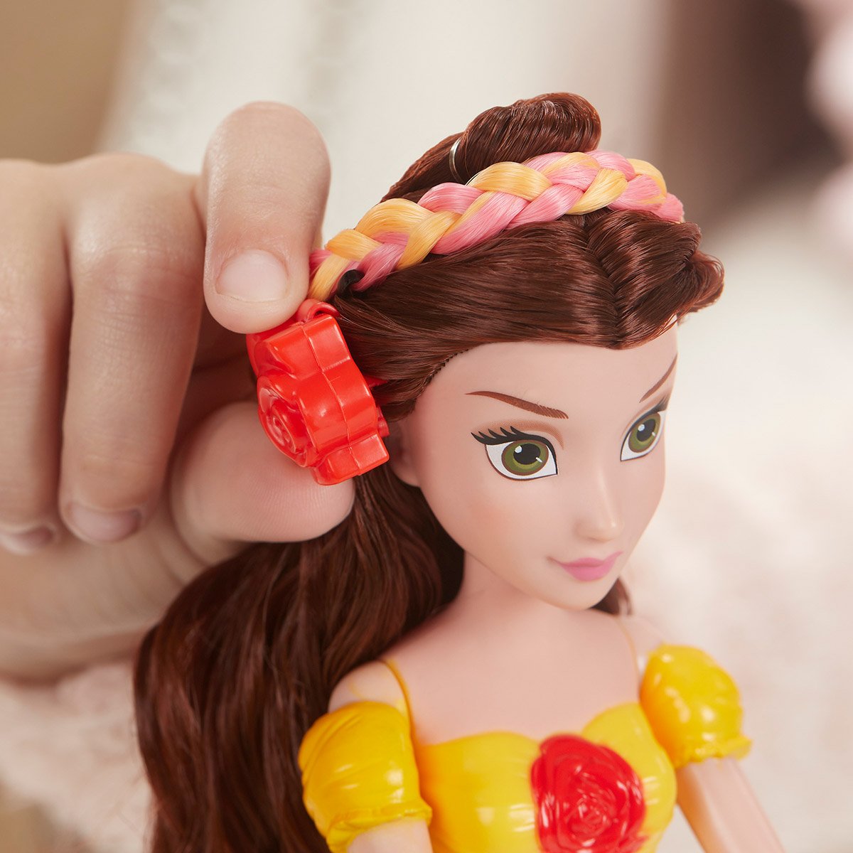 Mattel - Poupée Barbie : Grande princesse brune à coiffer - Poupées  mannequins - Rue du Commerce