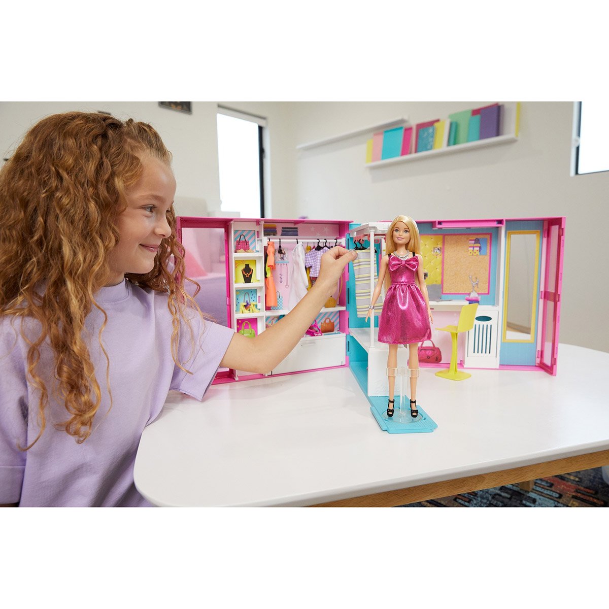 Poupée Barbie et Coffret Dressing Deluxe Mattel : King Jouet
