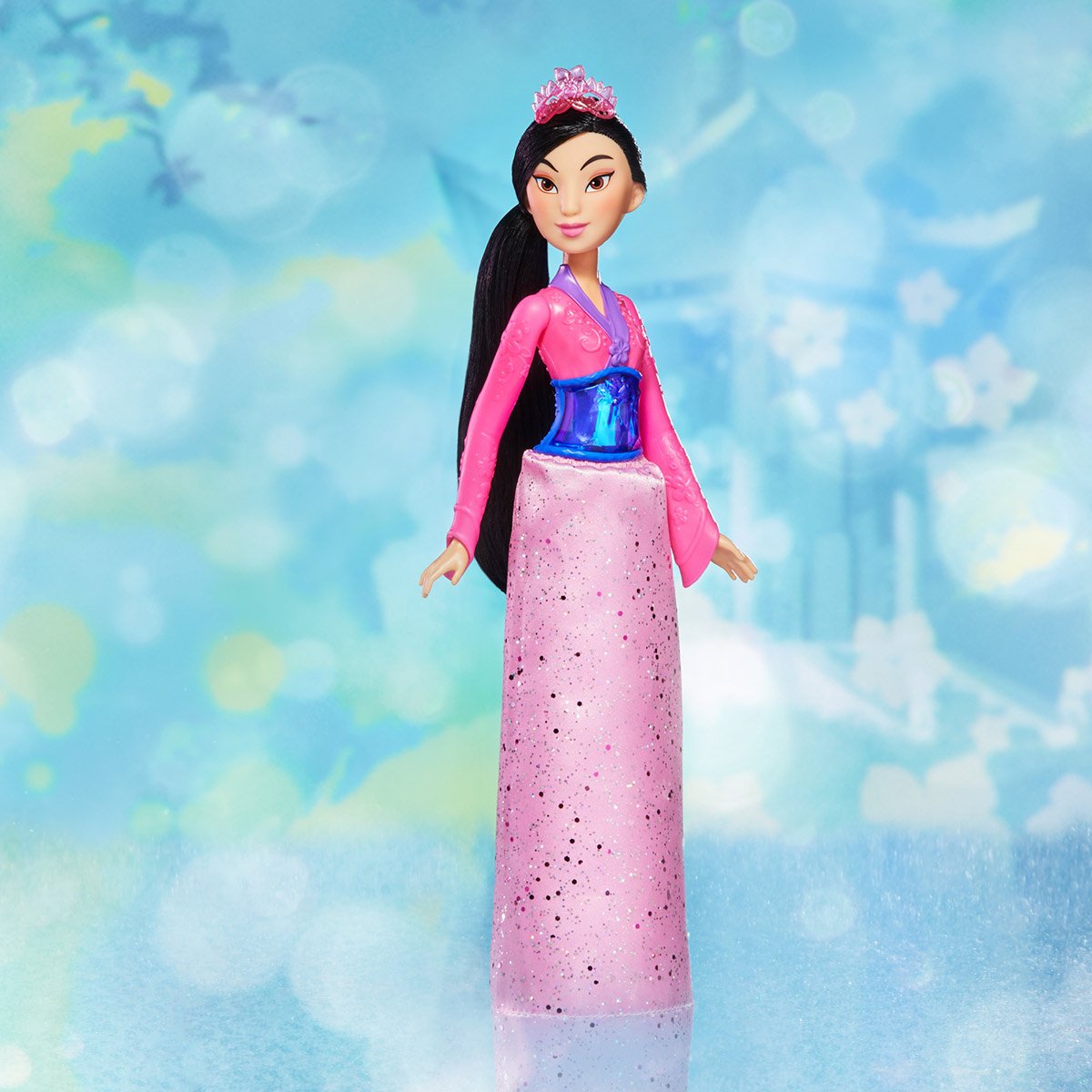 Poupée poussière d'étoiles Mulan DISNEY PRINCESSES : la poupée à Prix  Carrefour