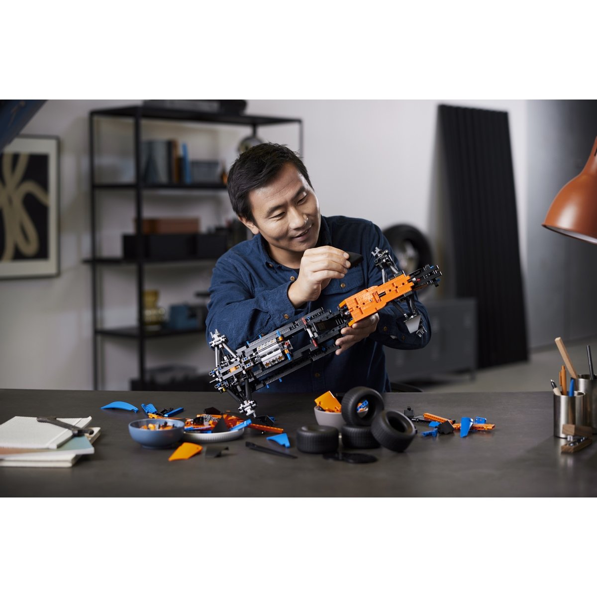 42141 - LEGO® Technic - La voiture de course McLaren Formula 1 LEGO : King  Jouet, Lego, briques et blocs LEGO - Jeux de construction