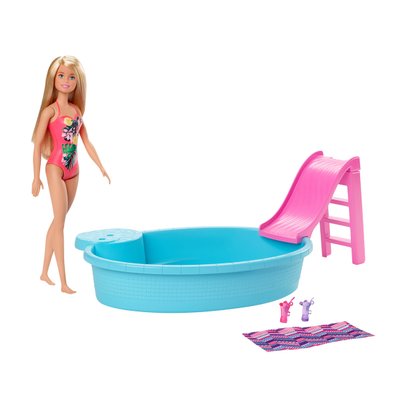 Barbie et sa piscine