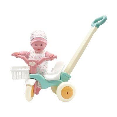 Mon poupon en tricycle