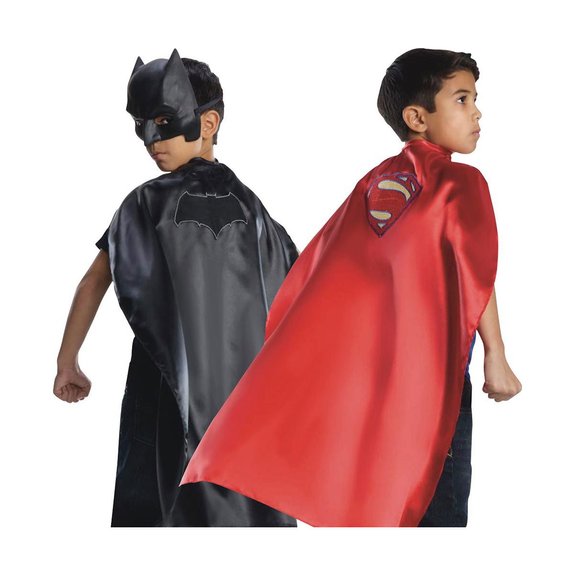 Cape réversible Batman et Superman