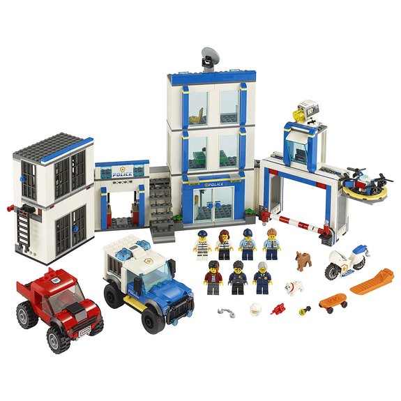 Le commissariat de police LEGO City 60246