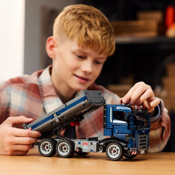 Camion Benne LEGO Technic 42203