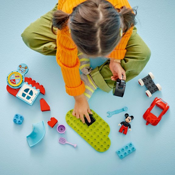 La maison et la voiture de Mickey Lego Duplo Disney 10454