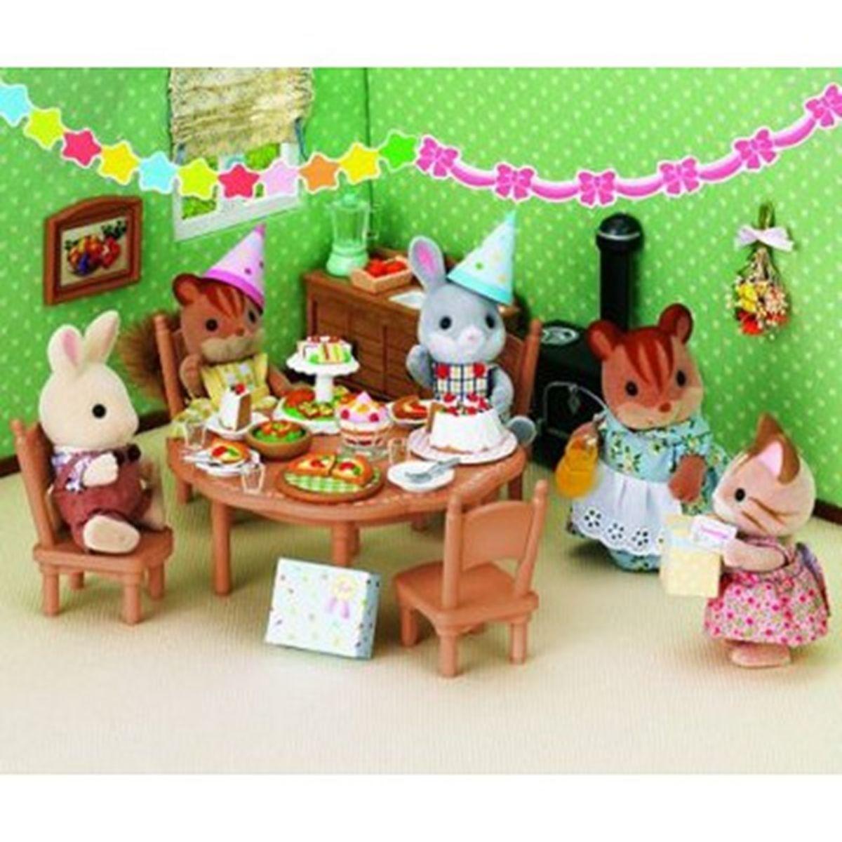 Gouter D Anniversaire Sylvanian Families 2932 Mini Univers La Grande Recre Gouter D Anniversaire Sylvanian Families 2932 Mini Univers La Grande Recre