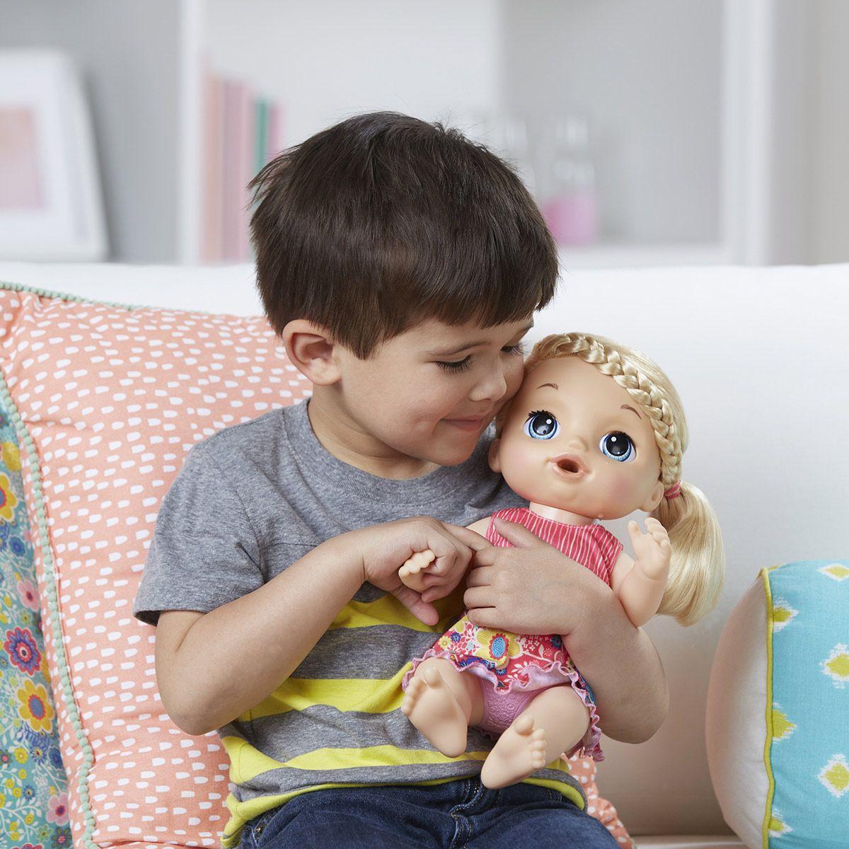 Baby Alive Est Malade Blonde Poupees Interactives La Grande Recre