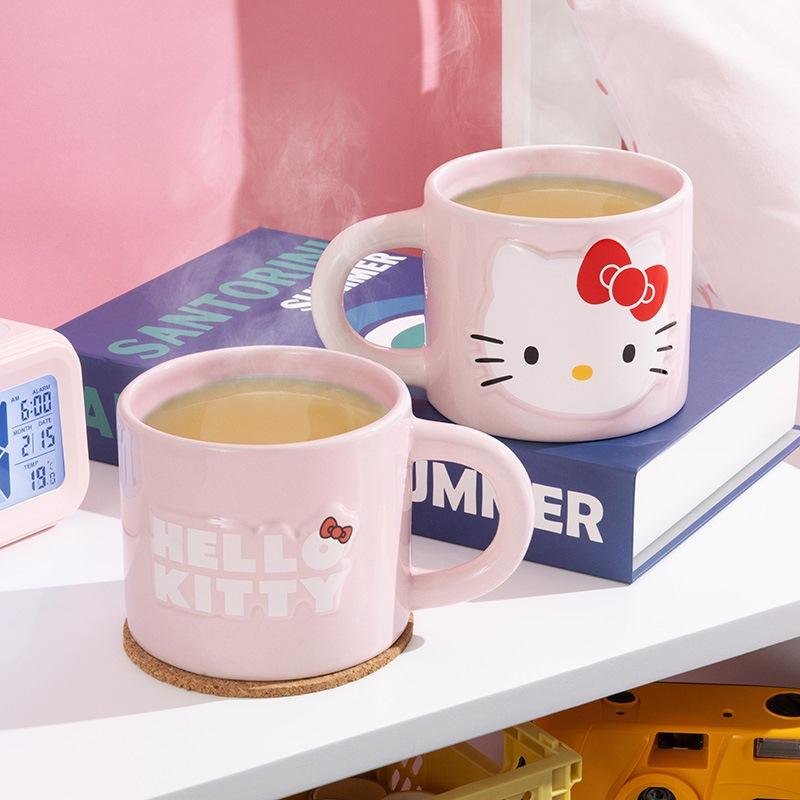 Tasse Moyenne Hello Kitty – Rose Et Rouge – Céramique – NEUVE