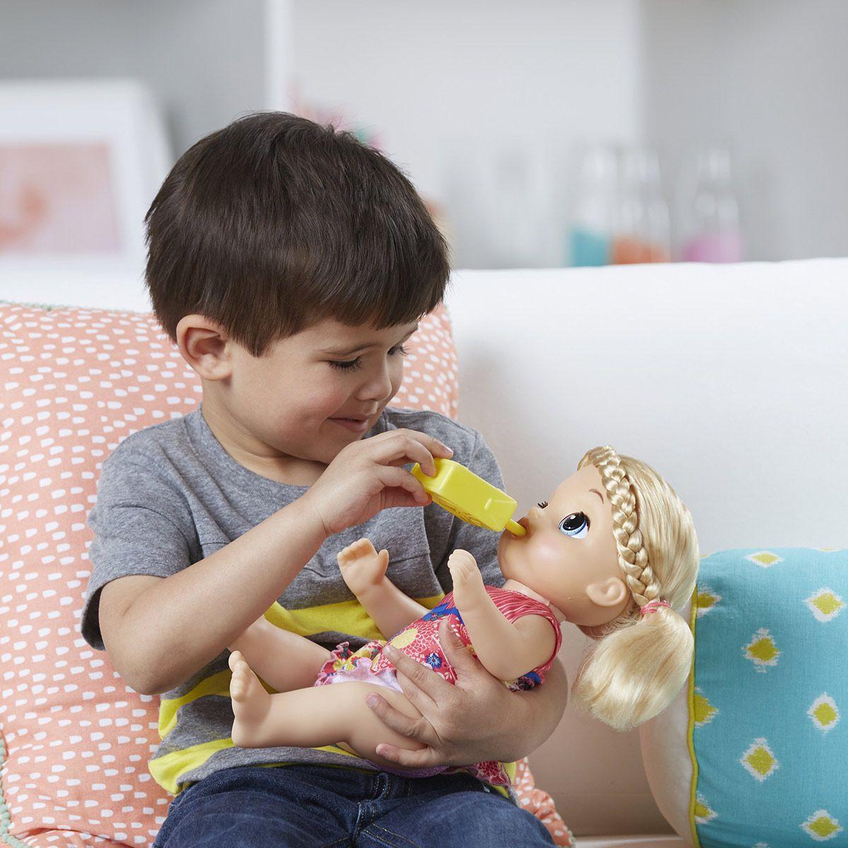 Baby Alive Est Malade Blonde Poupees Interactives La Grande Recre