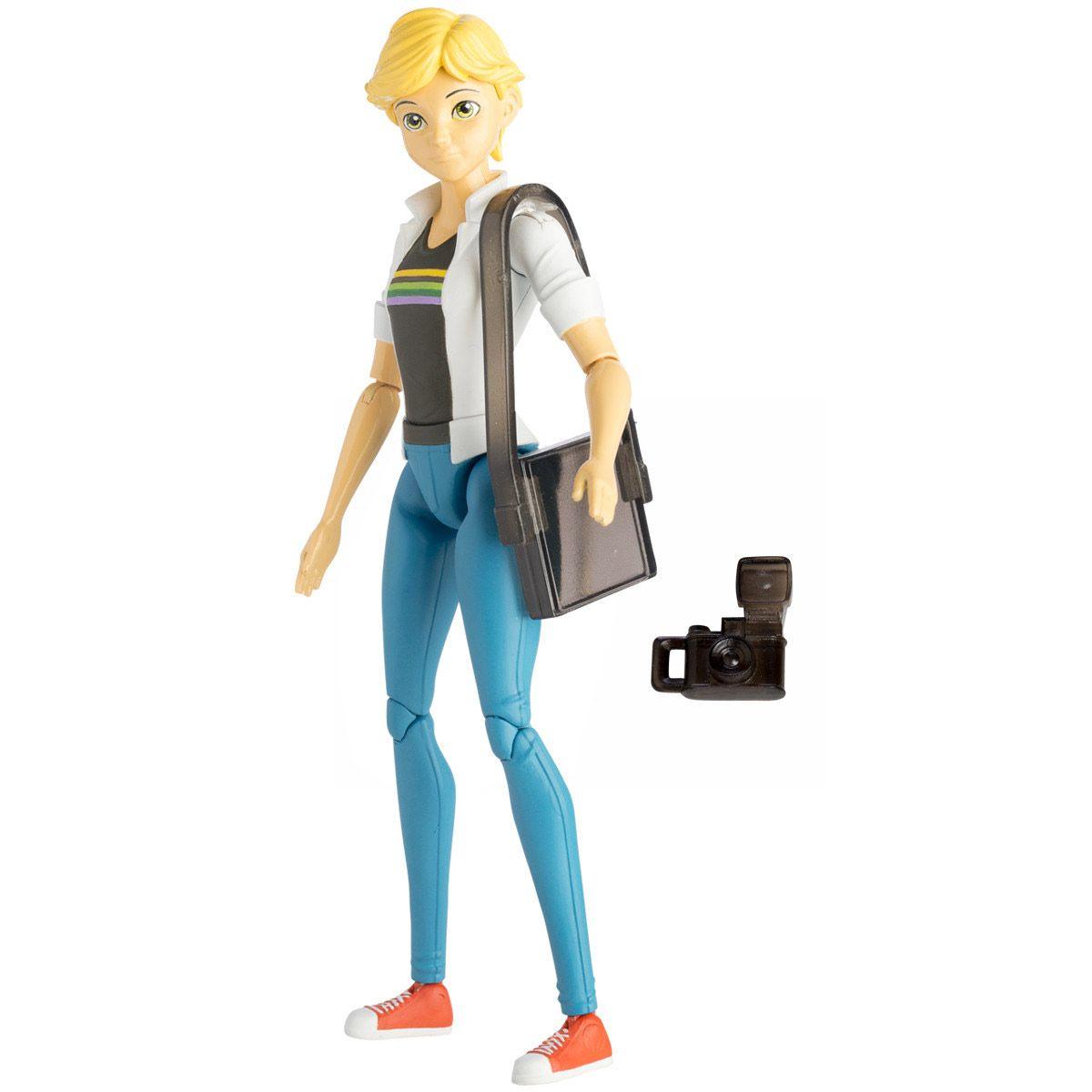 poupee adrien miraculous