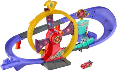 Coffret Piste Célébration Flash McQueen Race to Celebrate_La Grande Récrée_1