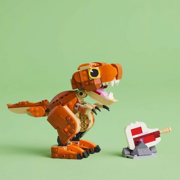La femelle T-Rex  petite mangeuse LEGO Jurassic World 76967
