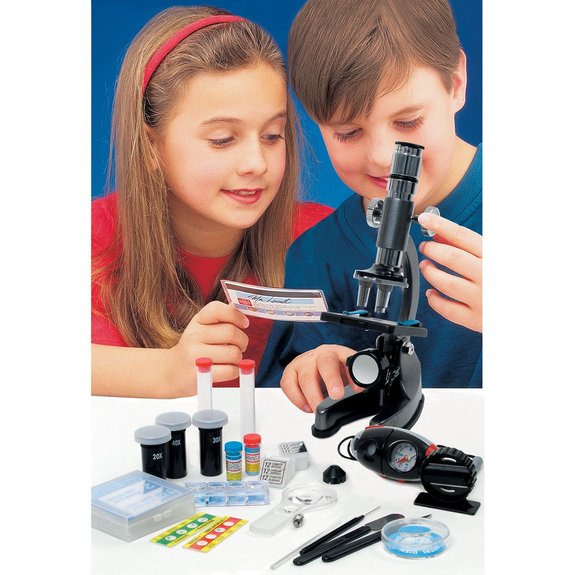 Mallette microscope-télescope