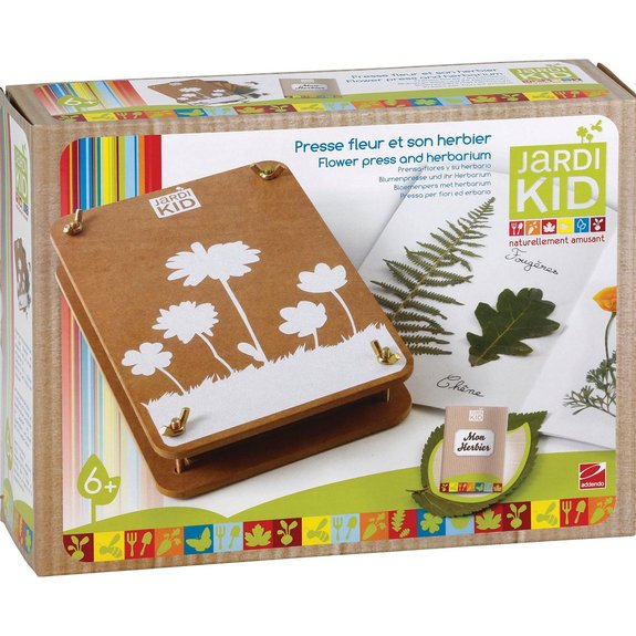 Presse-fleur et son herbier