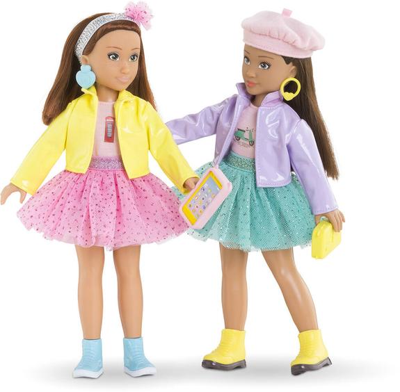 Corolle Girls - Coffret Zoé Fashion Week Londres, Poupée Mannequin 28 Cm, 5 Accessoires, Dès 4 Ans