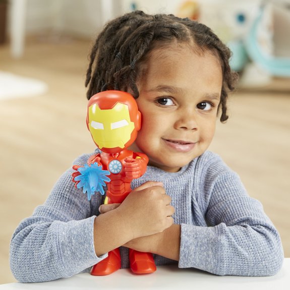 Figurine Iron Man géante - amis de Spidey